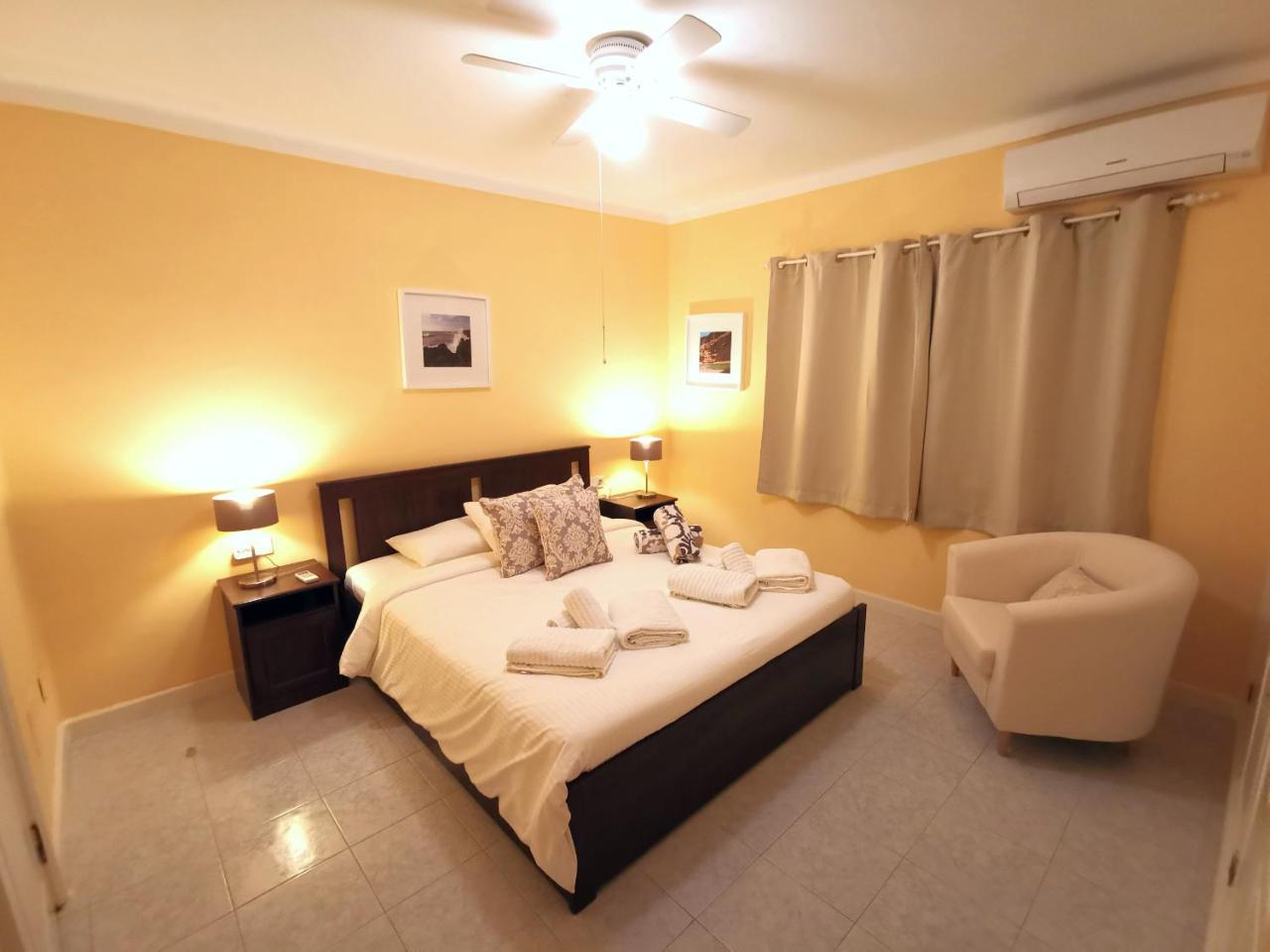 Villa Oliveira By Buenavilla ปูแอร์โตเดลคาร์เมน ภายนอก รูปภาพ