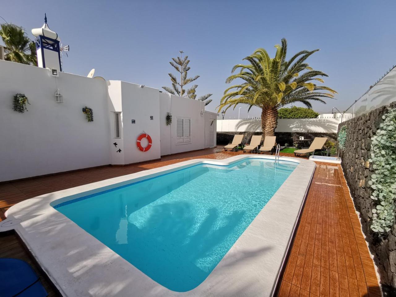 Villa Oliveira By Buenavilla ปูแอร์โตเดลคาร์เมน ภายนอก รูปภาพ